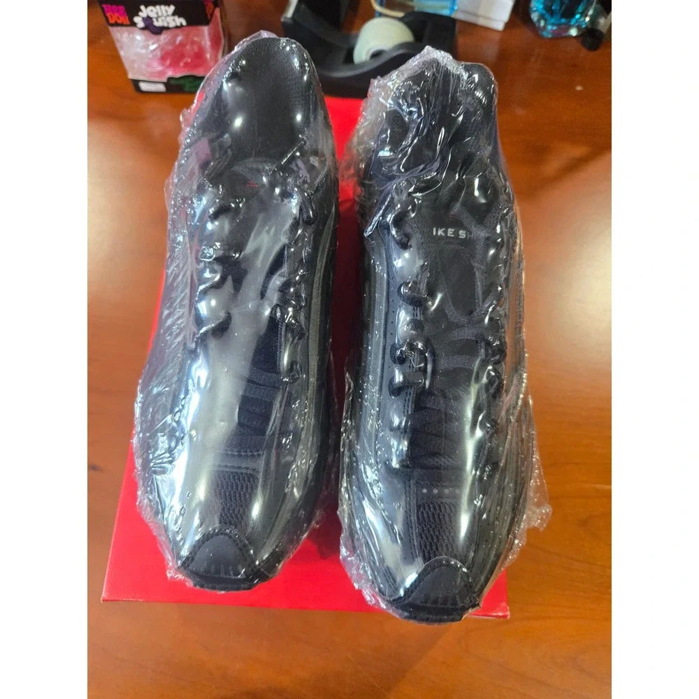 Nike Shox R4 GS Triple Black Sneakers CW2626-003 Size 5Y